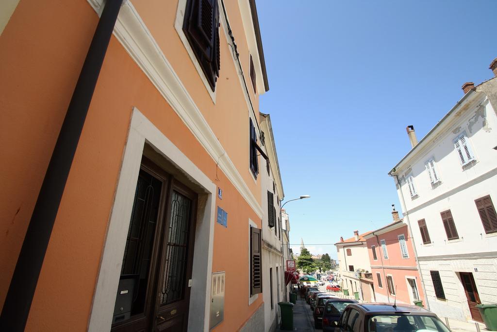 Old Town Rooms And Apartment Poreč Eksteriør bilde